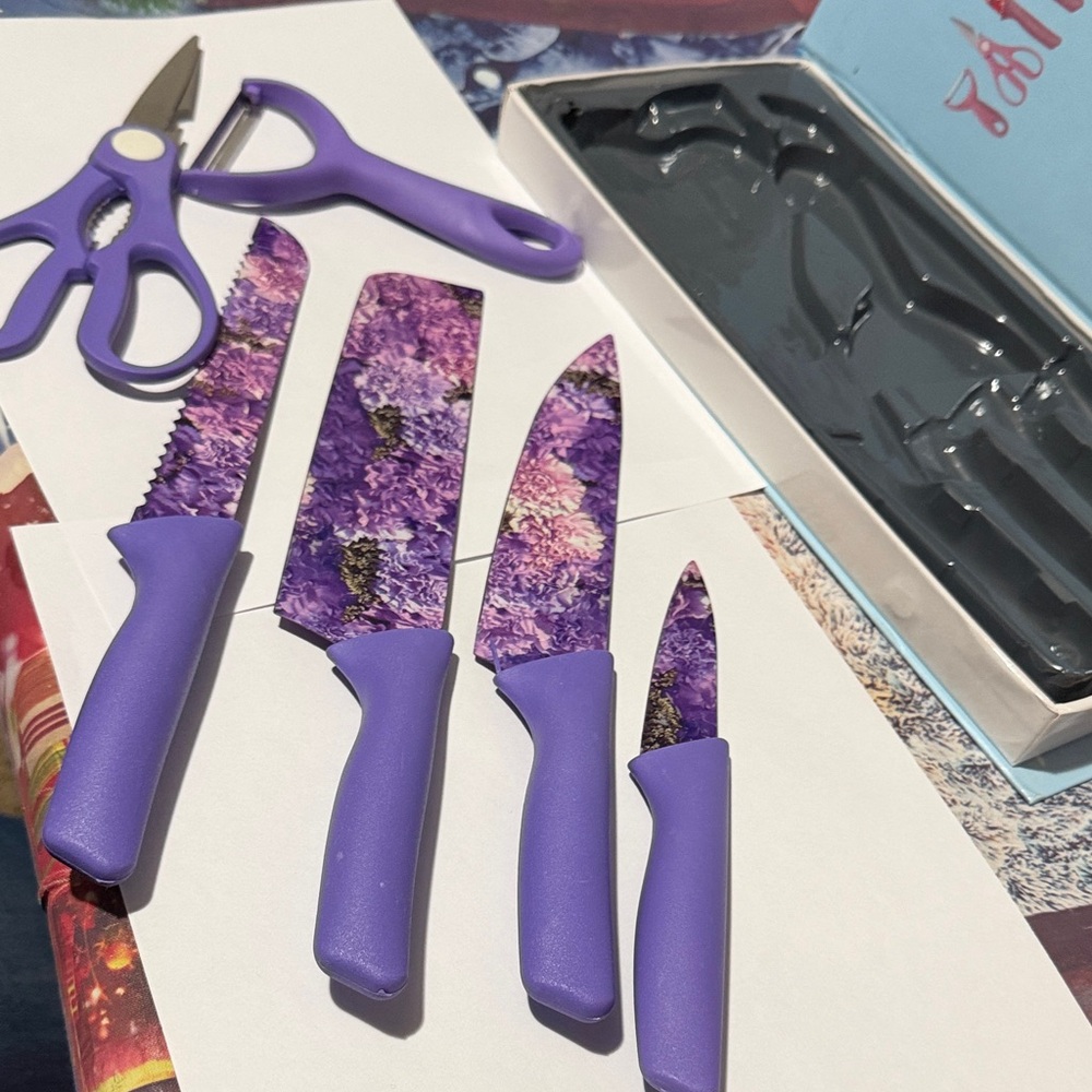 Stainless Steel Serrated Kitchen knife set of 6 *Blue Or Purple*Floral Style